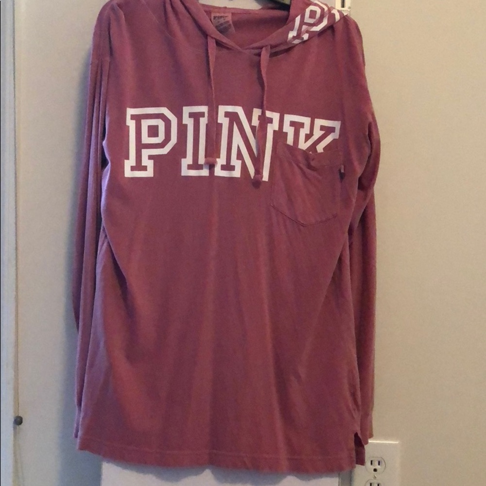 pink shirt